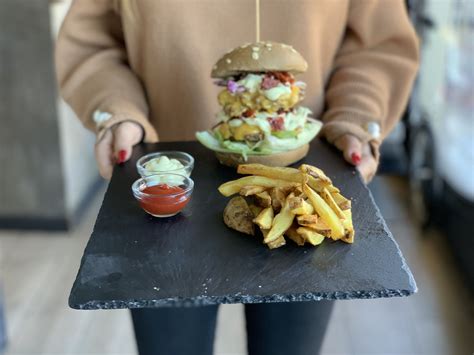 Best Burgers in Marbella, Costa del Sol .
